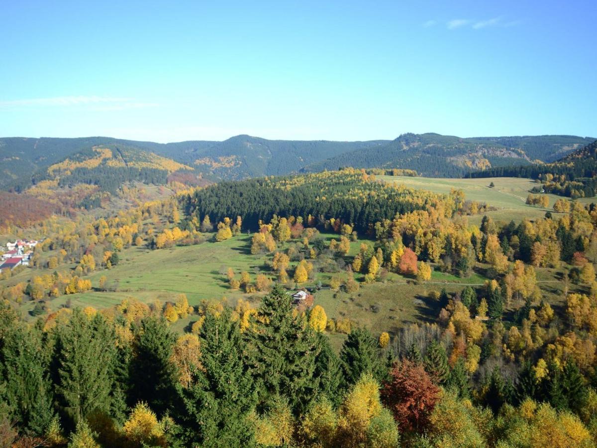 Unterschönau Majestic Holiday Home With Jacuzzi מראה חיצוני תמונה