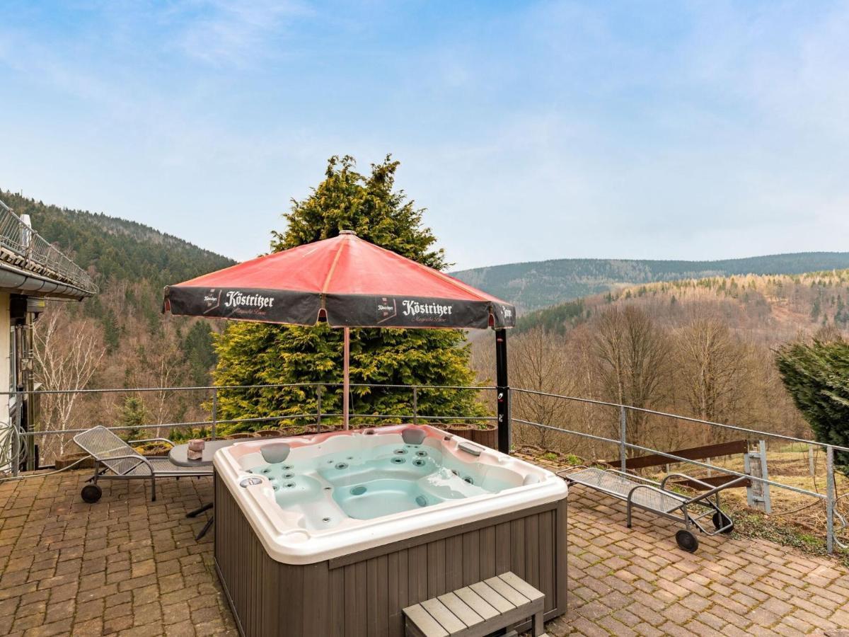 Unterschönau Majestic Holiday Home With Jacuzzi מראה חיצוני תמונה